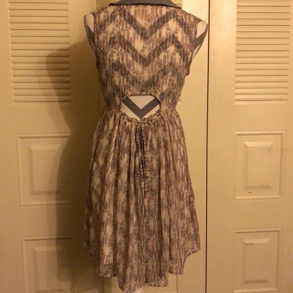 Springtime Dress - Picture 2 of 2